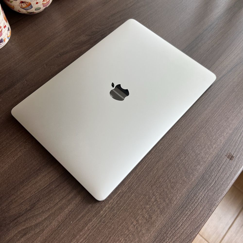 Macbook Pro 13inch 2017 128GB Silver