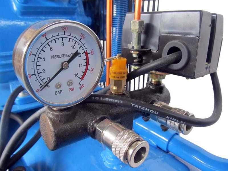 BASS POLSKA Kompresor Olejowy 100l Sprężarka 2,2kw 390l/min BP4404