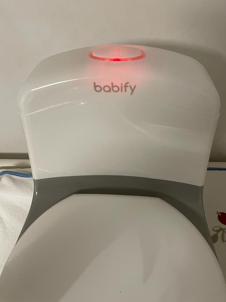 Sanita portatil Babify com luz e som