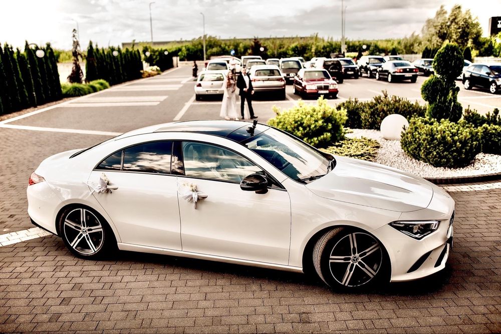 JASNE WNĘTRZE Biały Mercedes Auto Samochód do Ślubu Wynajem Wesele