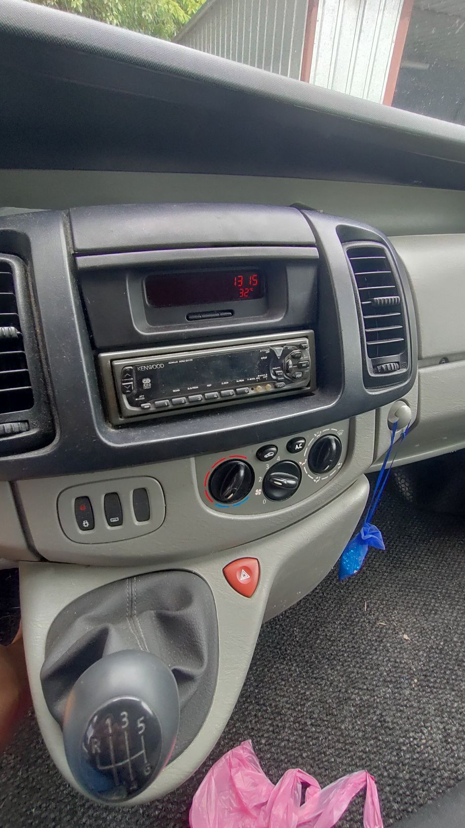 Renault Trafic 2.5 dCi 150KM Long