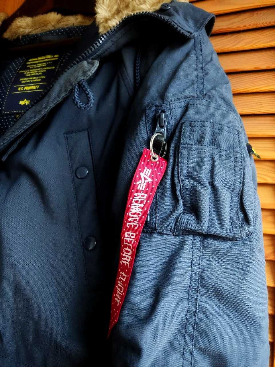 Зимняя куртка парка Alpha Industries женская темно-синяя оригинал