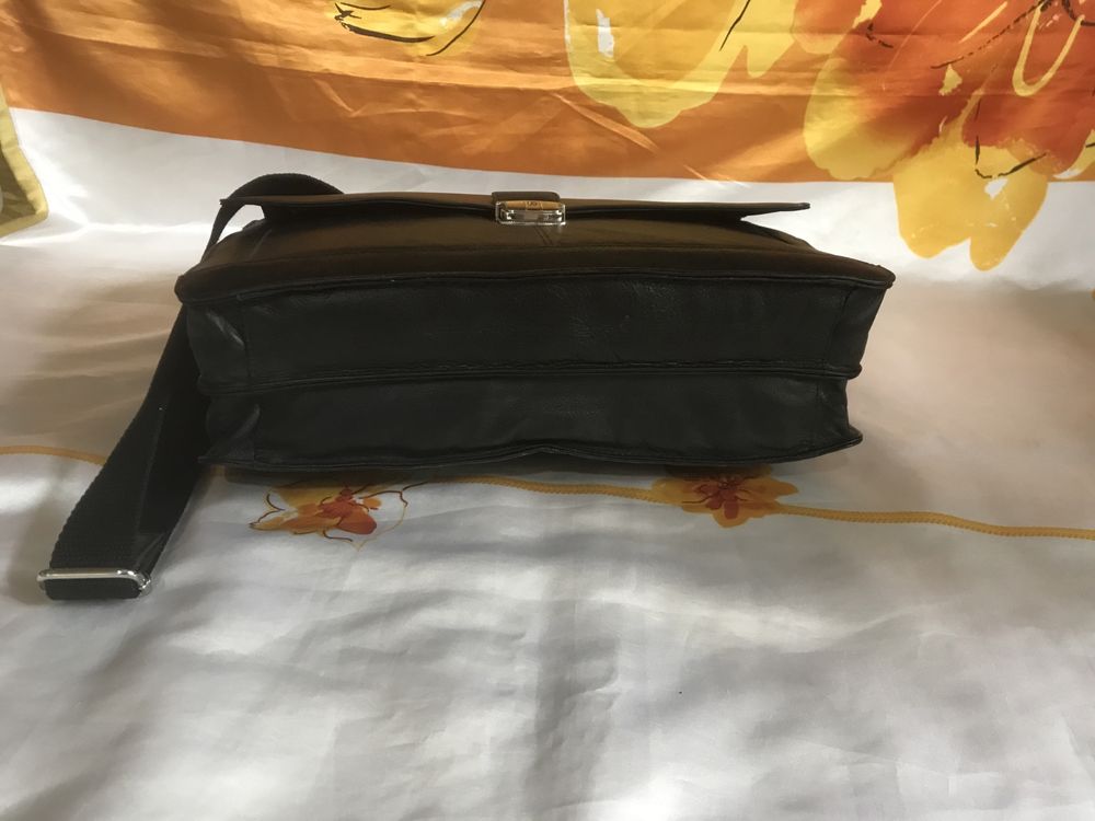 Мужская фирменная кожаная сумка-портфель, Англия. Размер 39/31/12 см