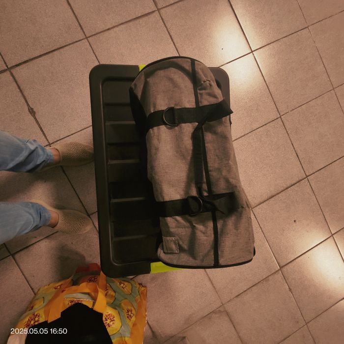 Tenis e malas estado novo