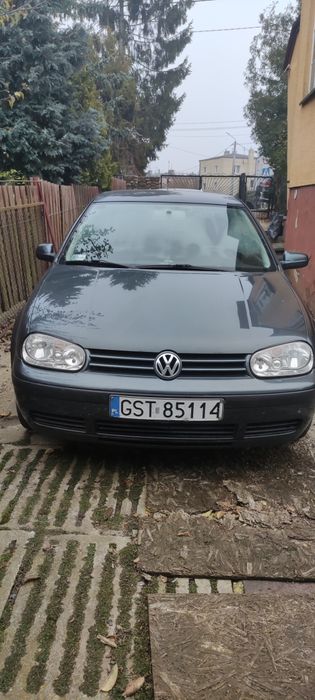 Golf 4 1.6 benzyna