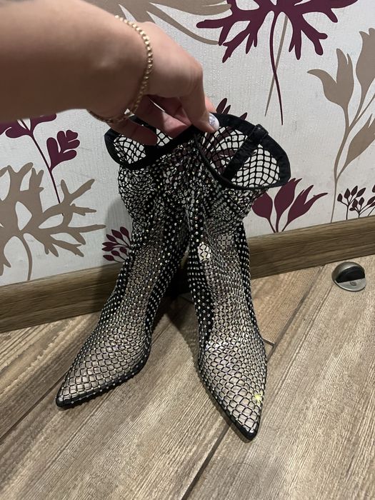 Туфлі-панчохи зі стразами