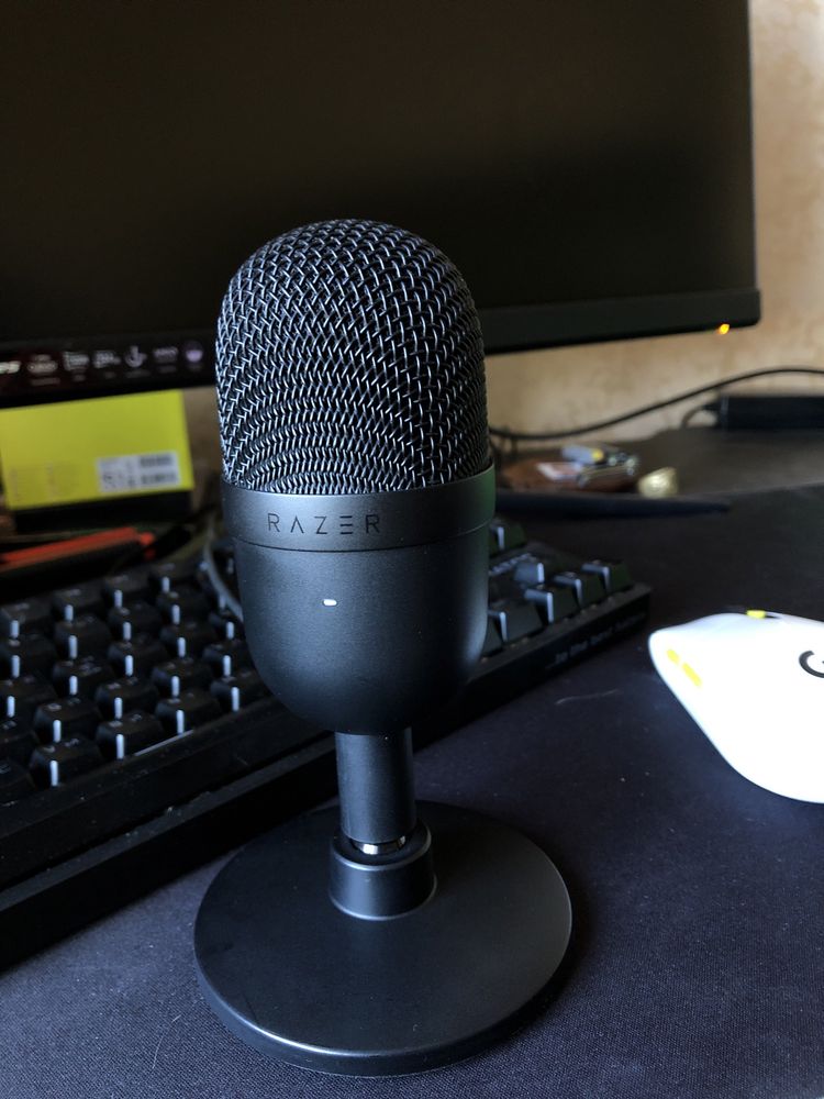 Мікрофон Razer Seiren Mini