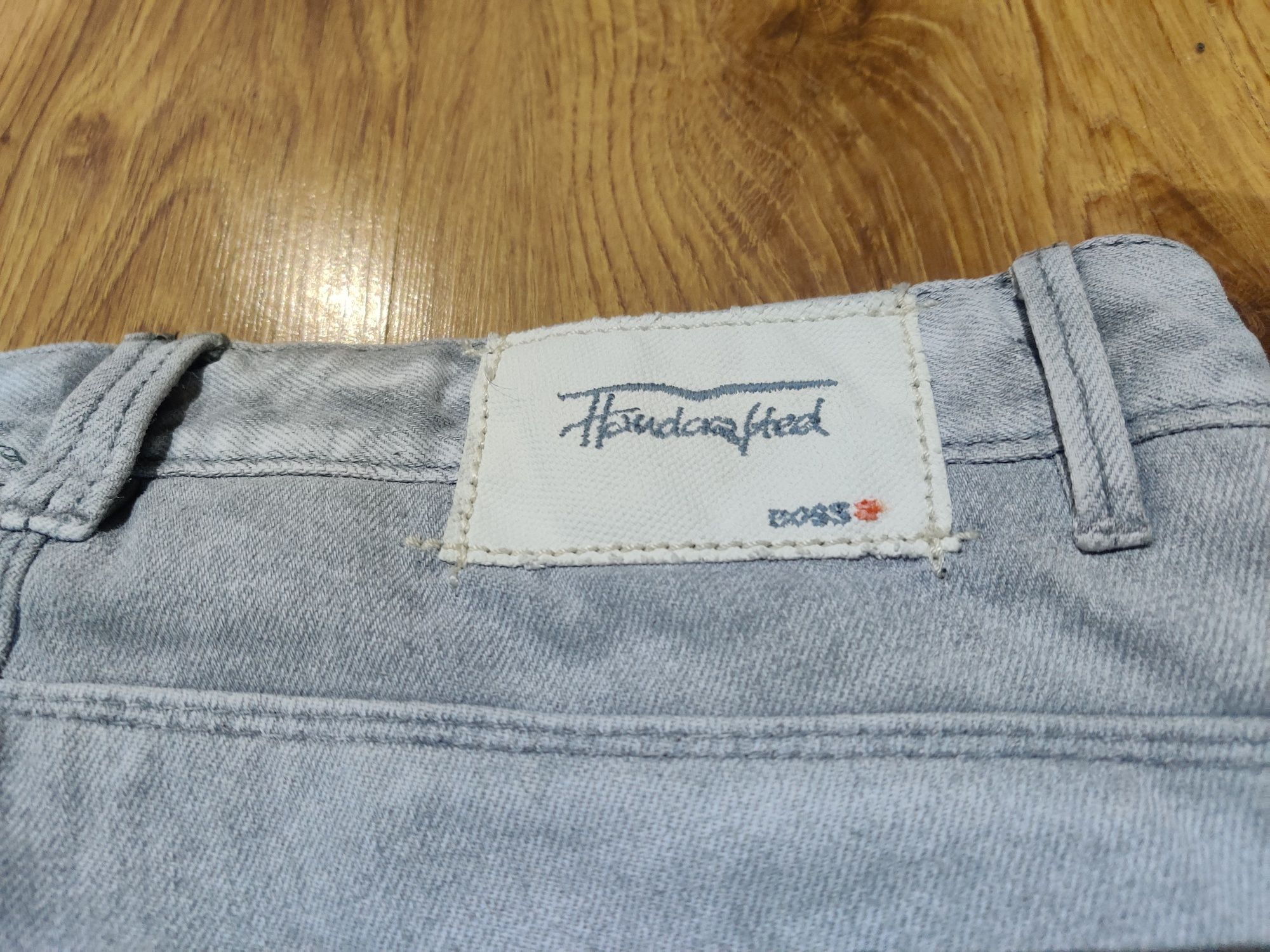 Spodnie męskie jeans jeansy Hugo Boss 33 34 handcrafted szare