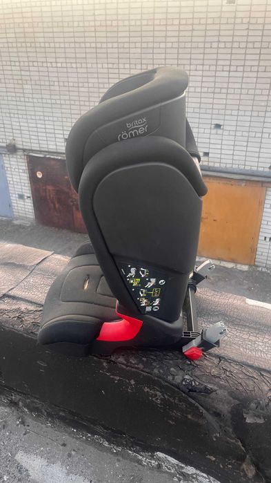 Автокрісло Britax-Romer KIDFIX 2 R (трансформується в бустер)