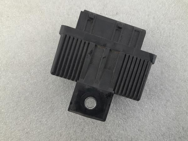 Botão / interruptor electromecânico / relé FIAT Linea (323_)