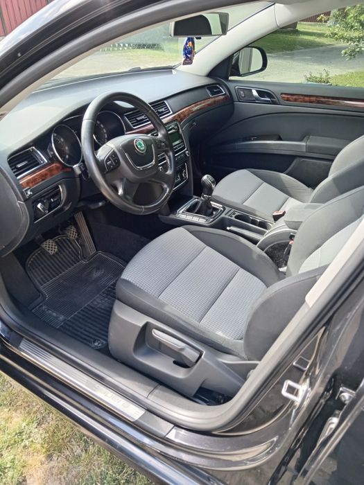 Продам авто Шкода супер 2