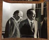 Fotografias de Nixon e Pompidou durante a cimeira dos Açores em 1971