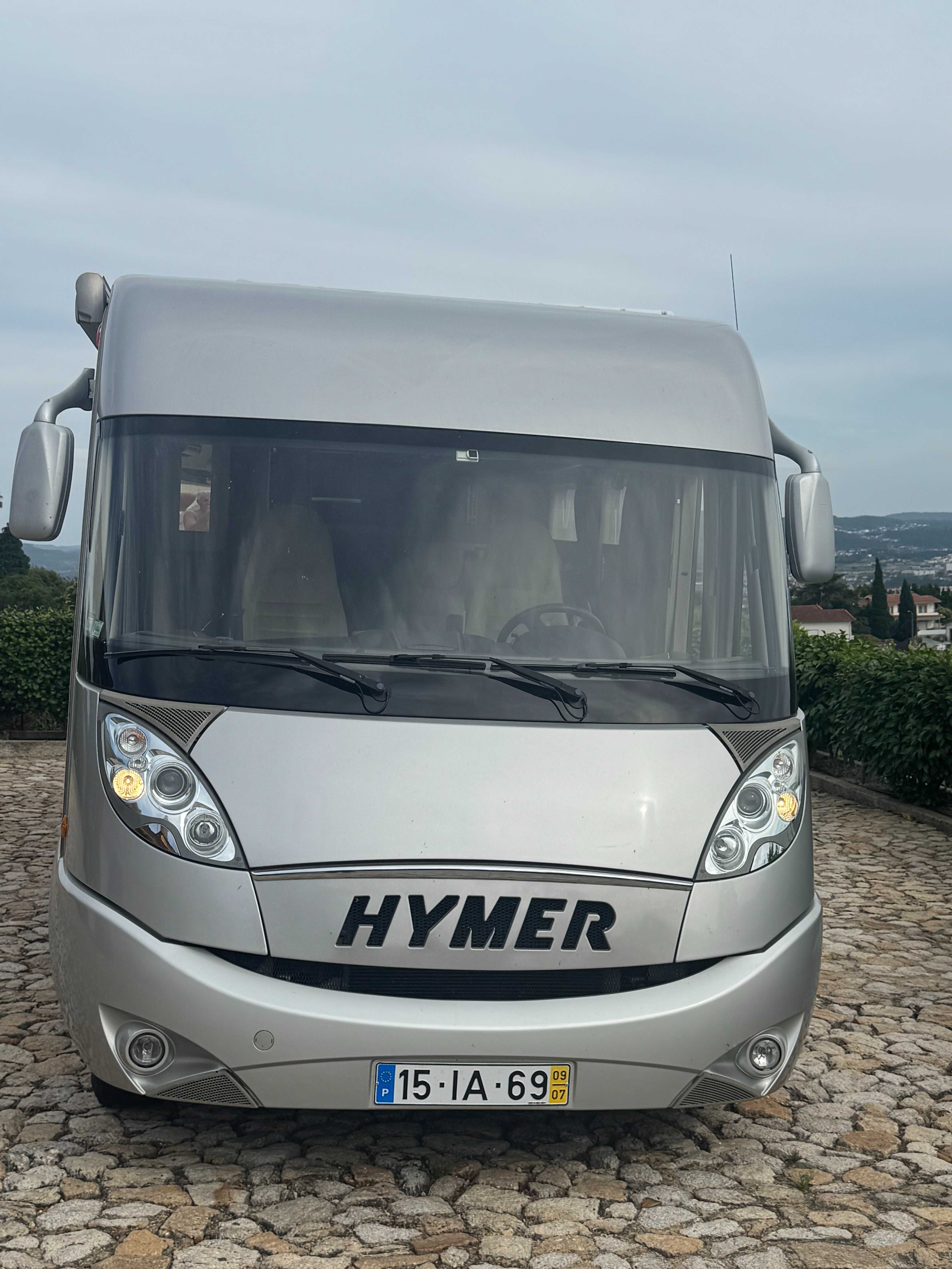 Autocaravana Integral HYMER B 694 SL