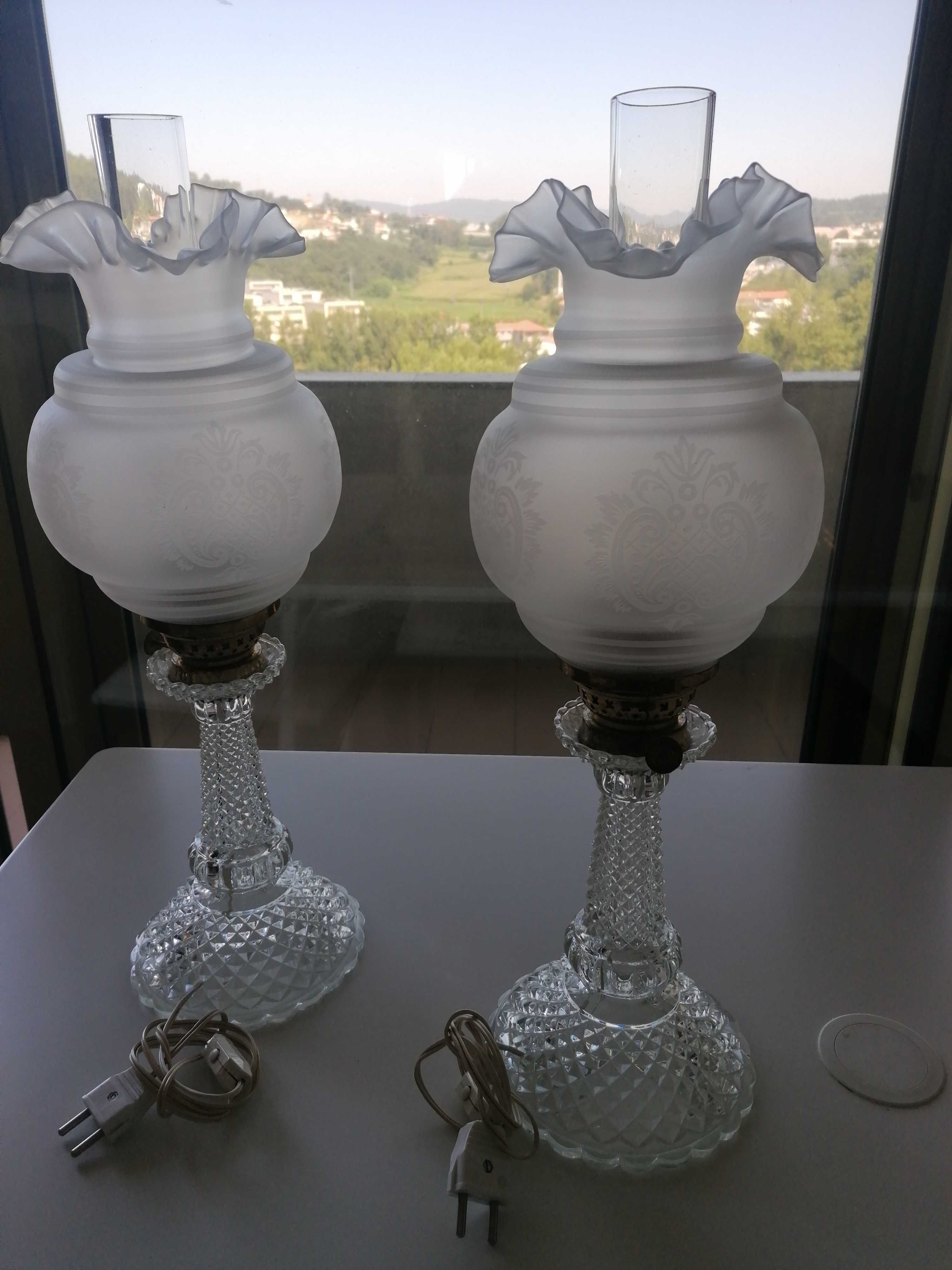 2 Candeeiros em Cristal