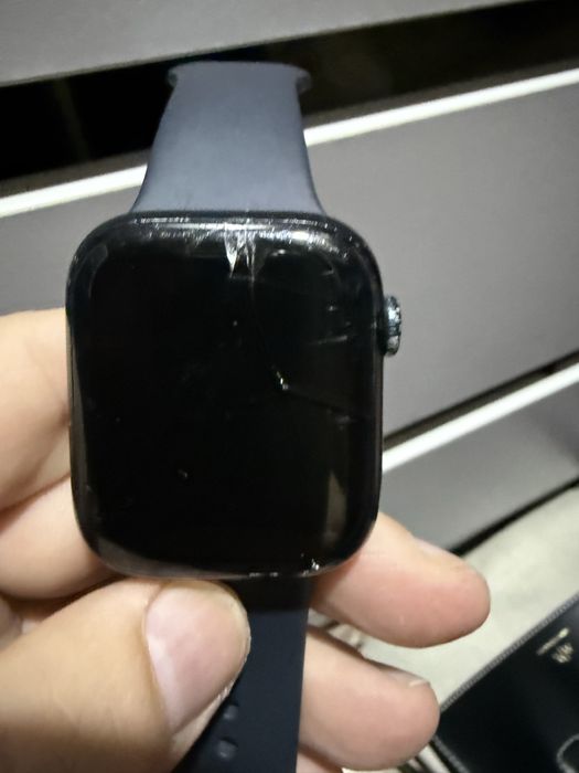 Продам Apple watch 7