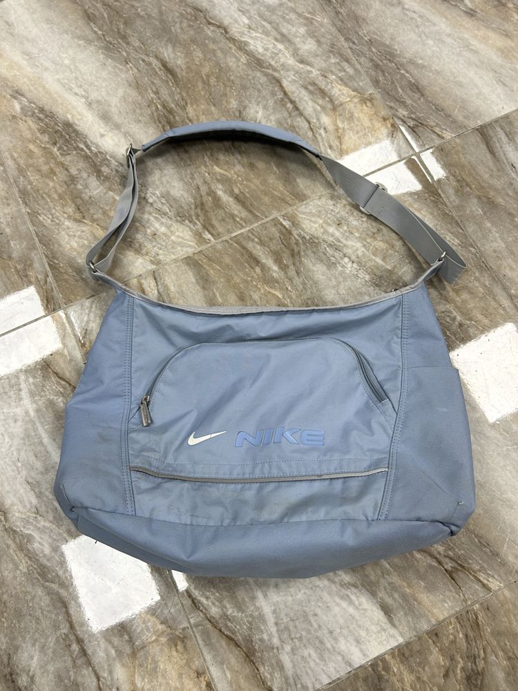 Вінтажна сумка месенджер nike vintage найк рюкзак gorpcore y2k bag