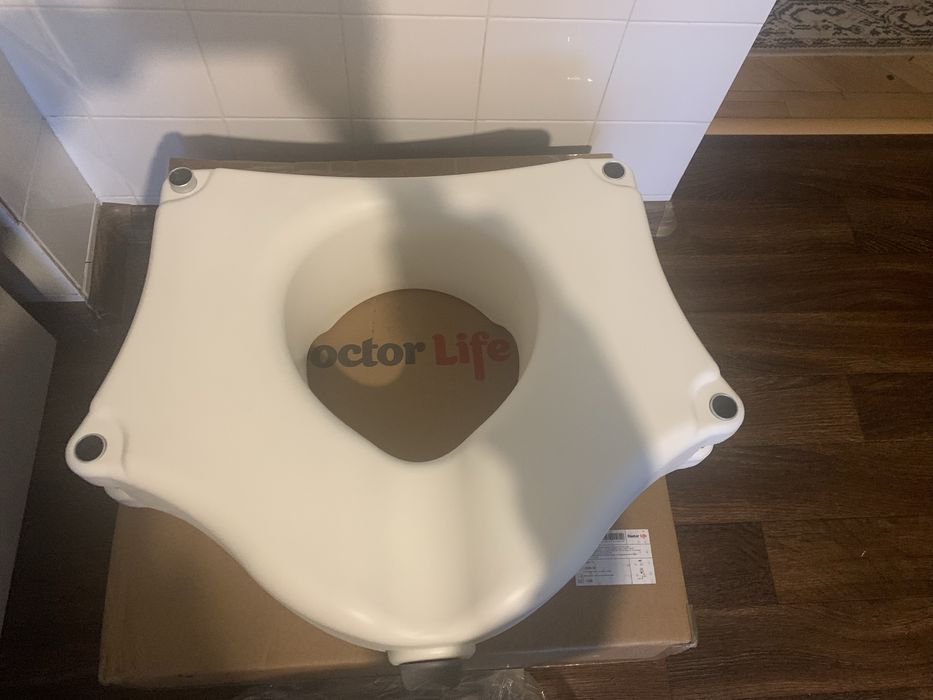 Продам туалетне сидіння на унітаз фірми Doctor life