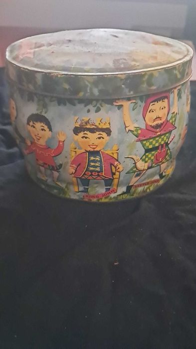 Lata Vintage 1960 Robin Hood-Thorne Toffee