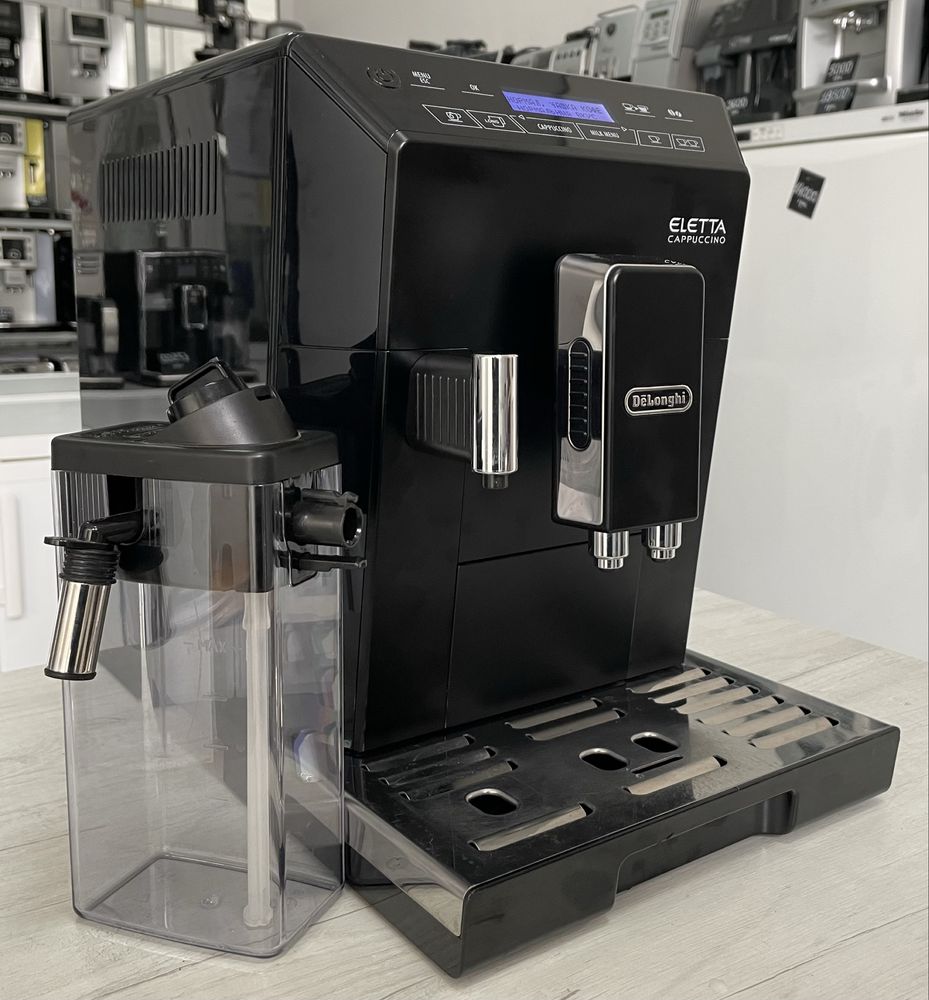 Кофемашина Delonghi ECAM44.668.B Eletta Cappuccino новый молочник гарн