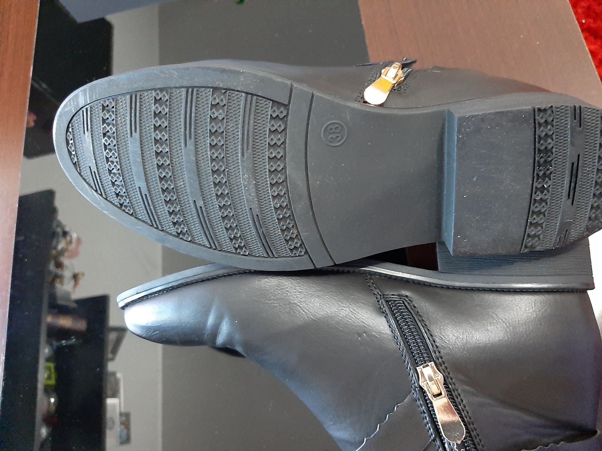 Botas em pele T38 Berluskas