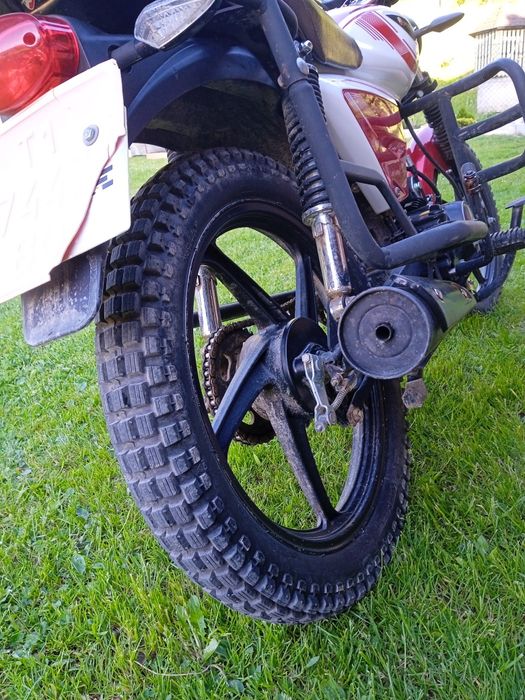 Мотоцикл крузер.