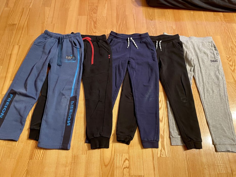Spodnie dresowe roz. 128