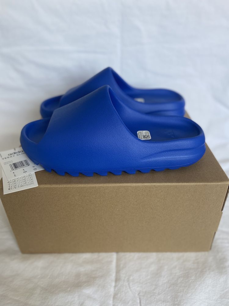 Yeezy Slide Azure