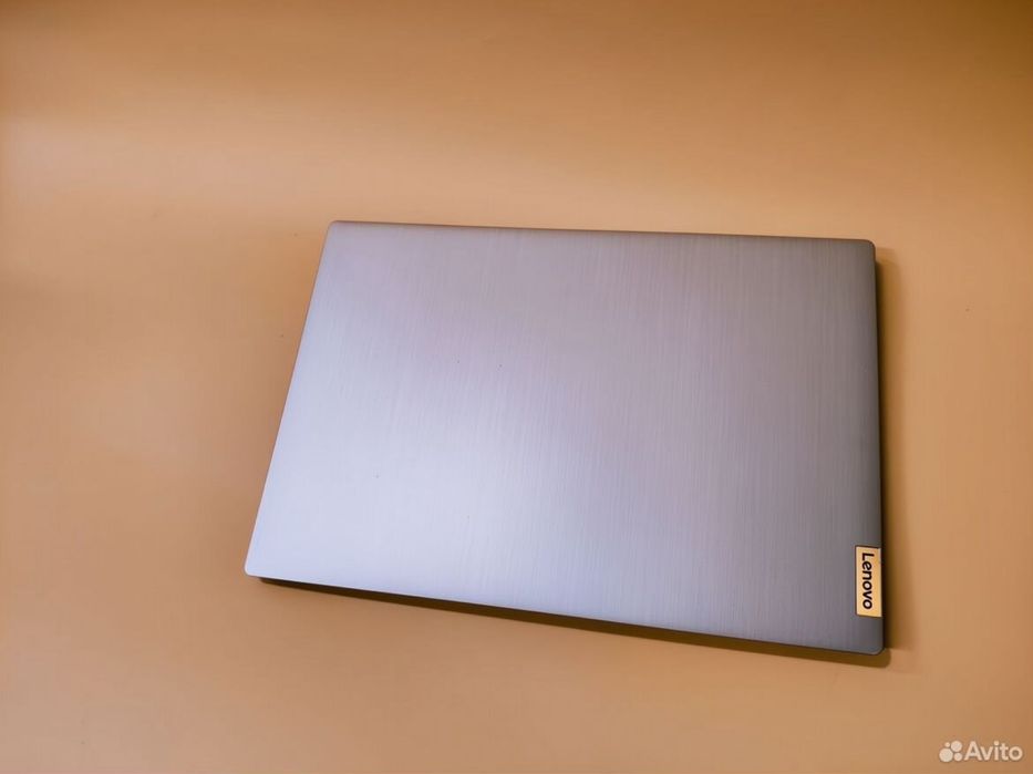 Ноутбук Lenovo i5 як новий