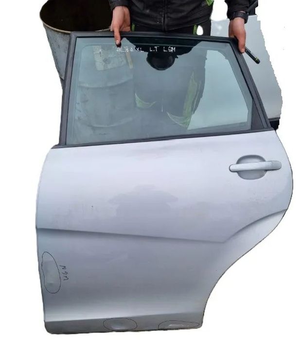 SEAT ALTEA XL 09-15 r. LIFT DRZWI LEWY TYŁ LEWE TYLNE LS7Y EU +