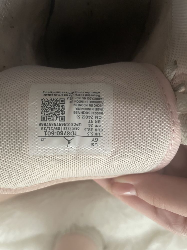 Air Jordan 1 Mid różowe buty, rozmiar 38.5
