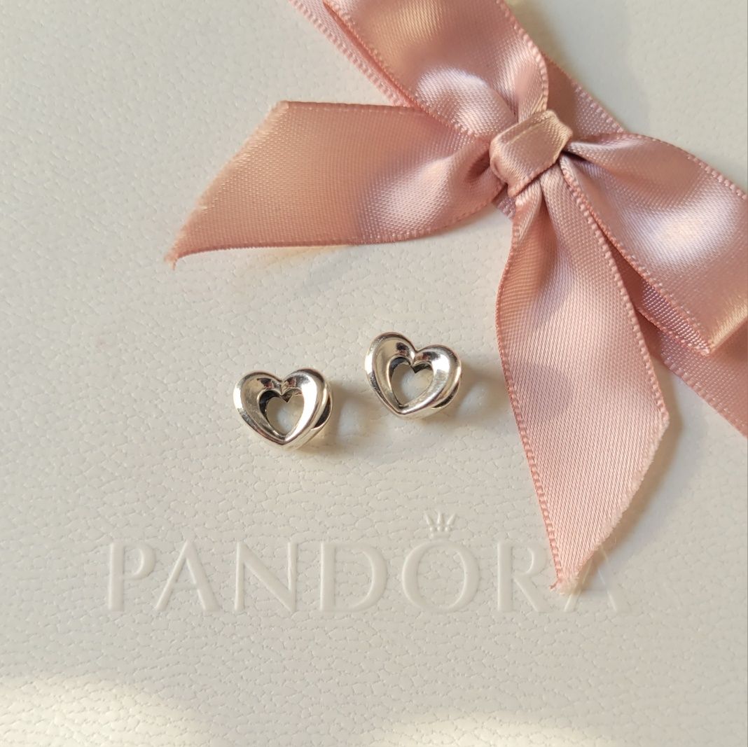 Pandora 2x charms serce