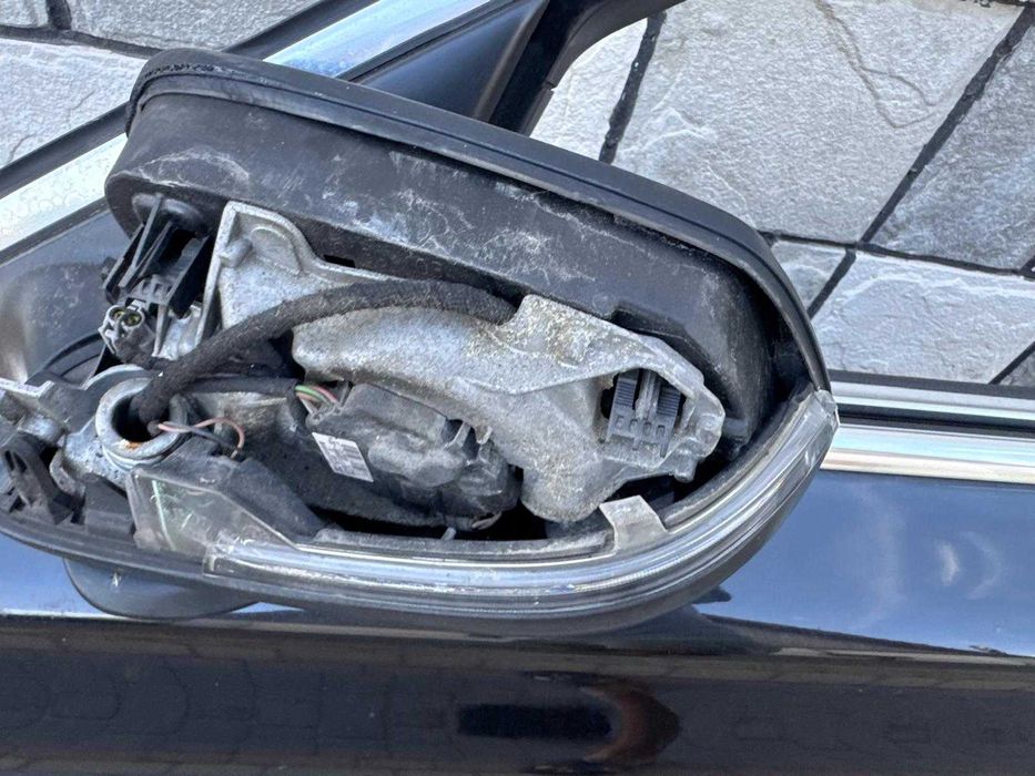 Drzwi lewy przód BMW 7 F01 15- 475 black sapphire