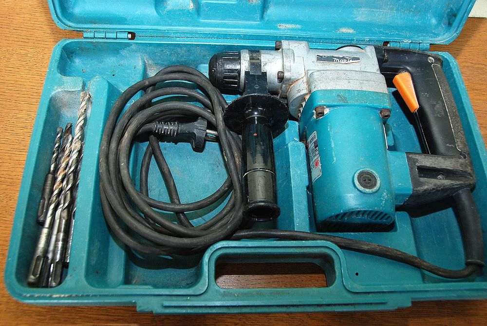 Wiertarka Udarowa 600 Watt MAKITA HR 2010 SDS Plus