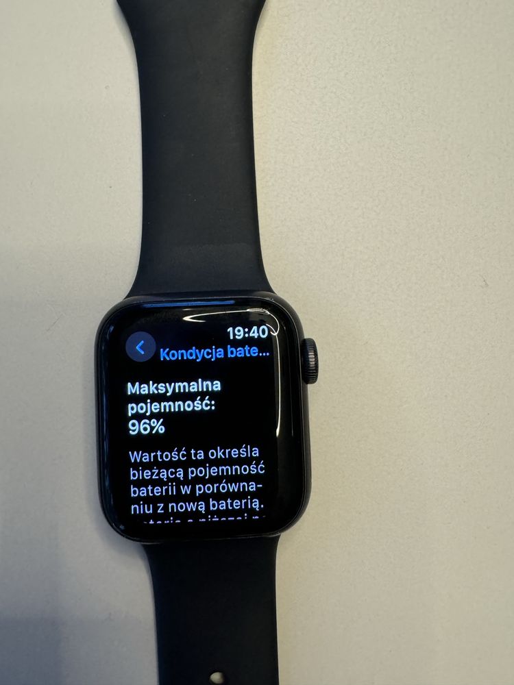 Sprzedam apple watch se cellular 40mm