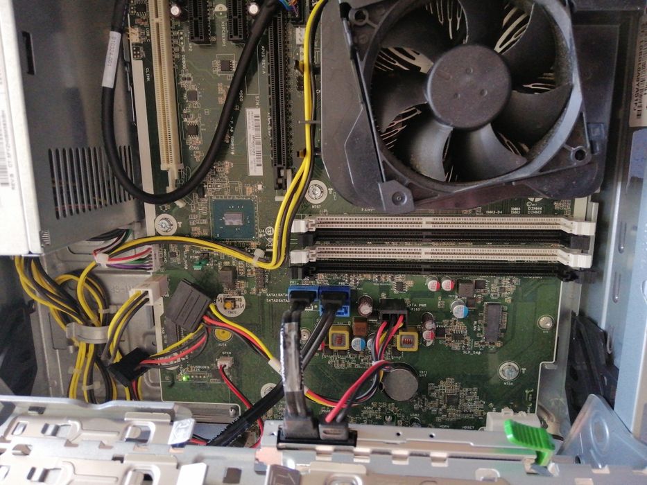 HP elitedesk800G3 g4560, Z240 робоча система, комплектуючі з Німеччини