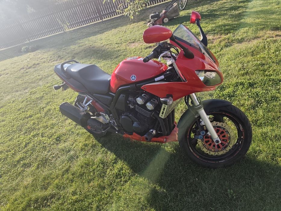 Yamaha Fazer 600