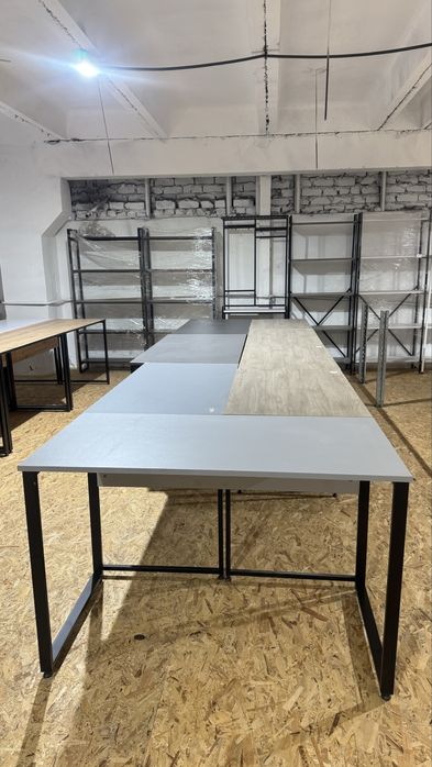 Столи великий вибір