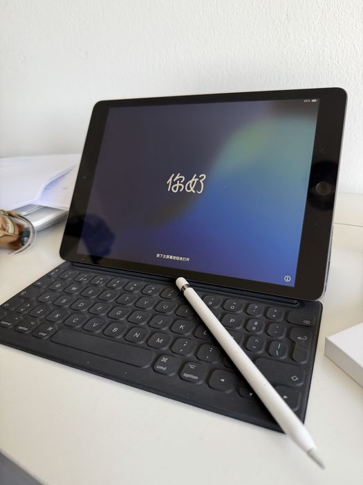 Ipad 10.2 8 geração + pencil org apple + teclado org apple