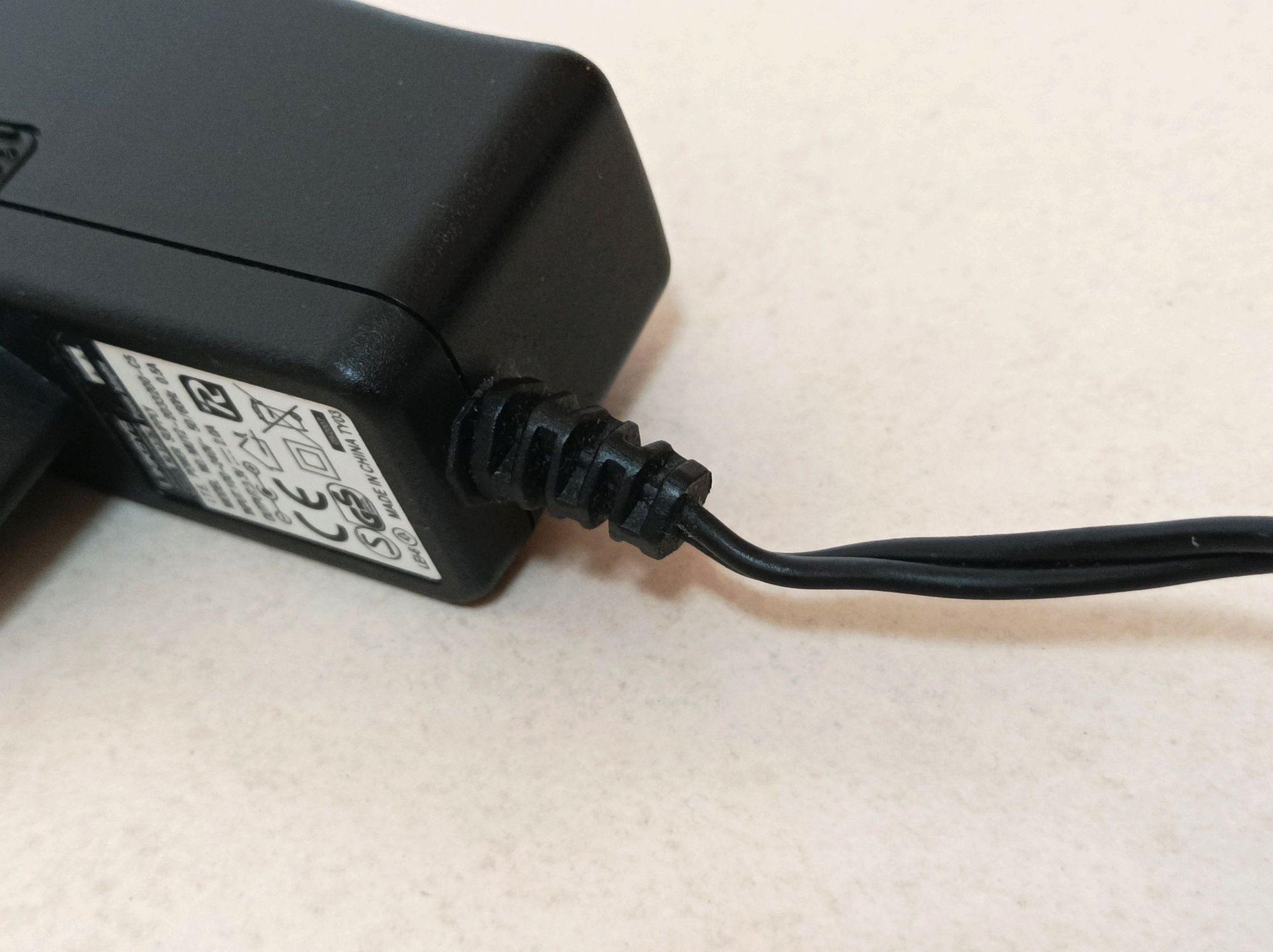 Transformador Linksys - MU12-203.3200-C5