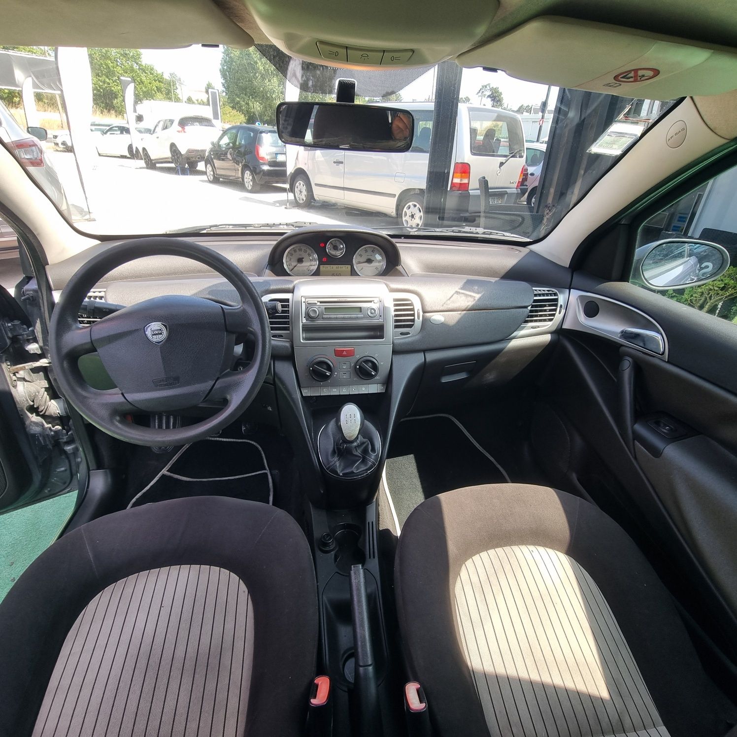 Lancia ypsilon 1.3 multijet (Gasóleo)