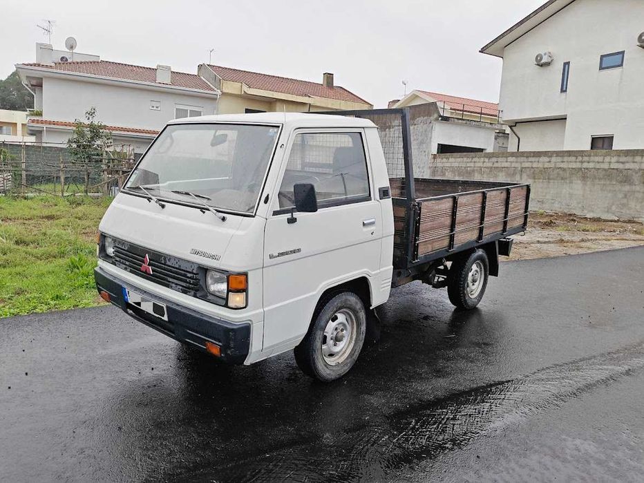 Mitsubishi L300 caixa aberta