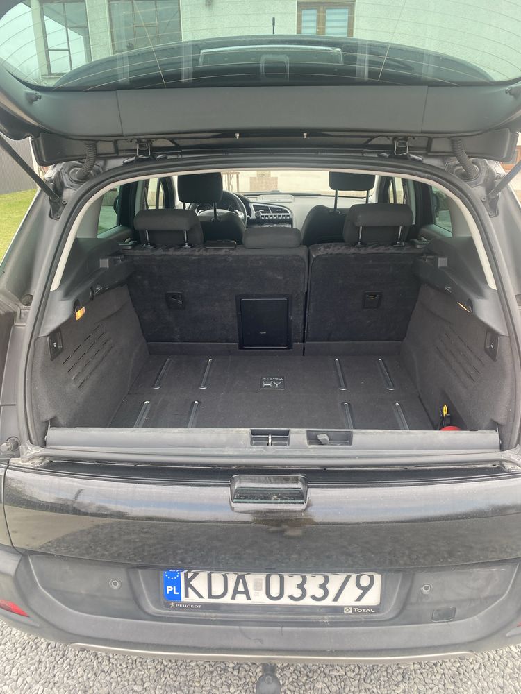 Peugeot 3008 4L/100 hybryda