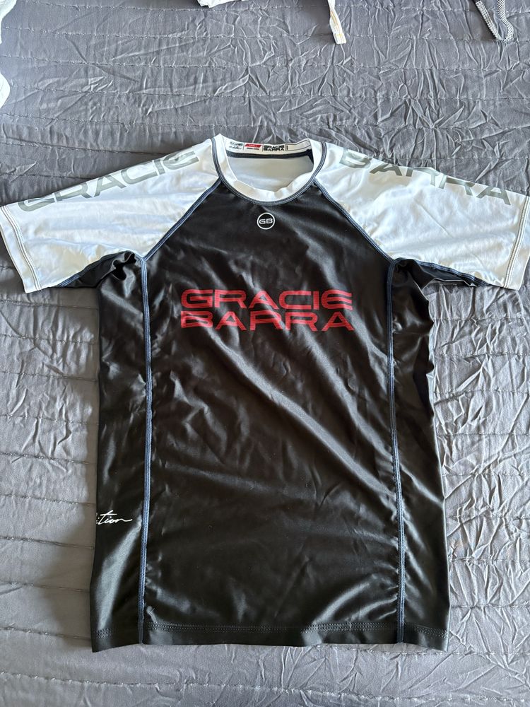Kimono Gracie Barra x Vanguard Quase novo 2024