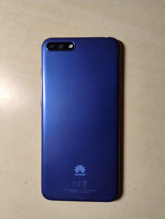Продам телефон Huawei Y6 2018