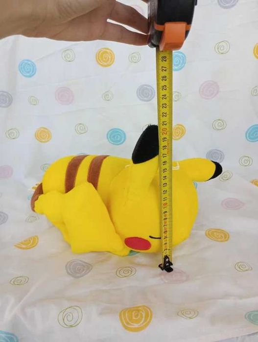pokémon peluche Pikachu a dormir banpresto bandai