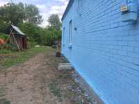 Продам будинок в місті 70 км від Київа