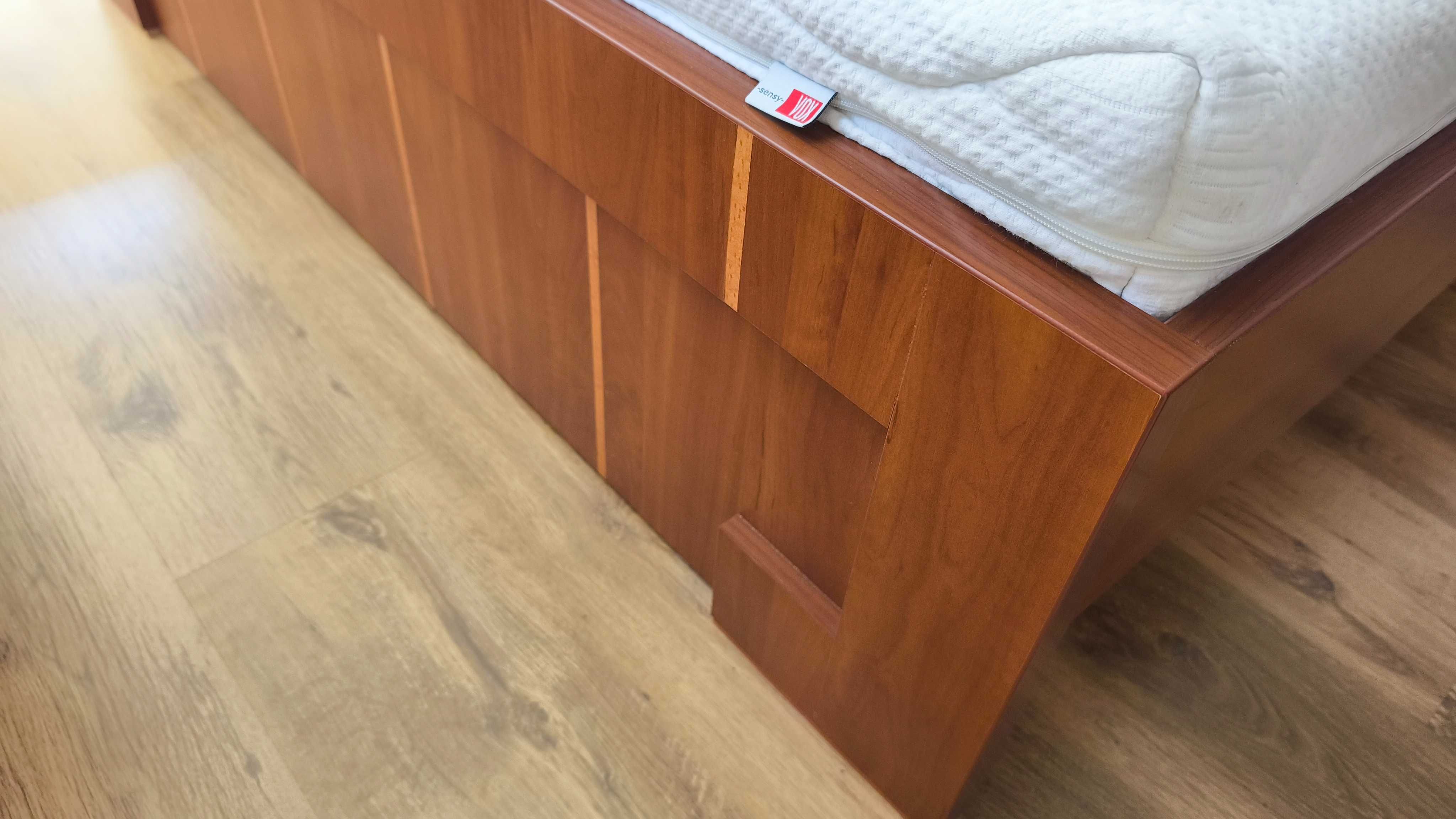 Eleganckie Łóżko VOX Modern 140x200 z oświetleniem