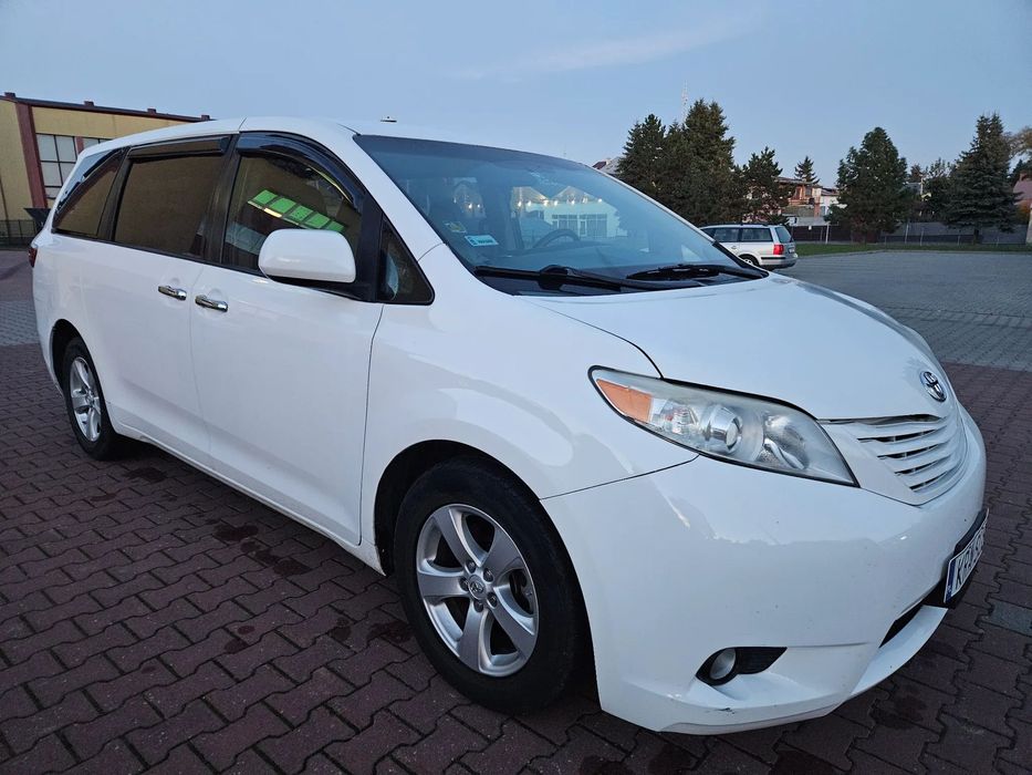 Toyota Sienna 3.5 V6 4x4 AWD XLE