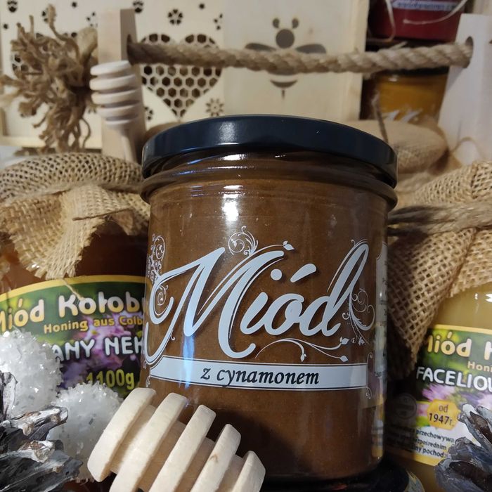 Miód wielokwiatowy kremowany z cynamonem 400g