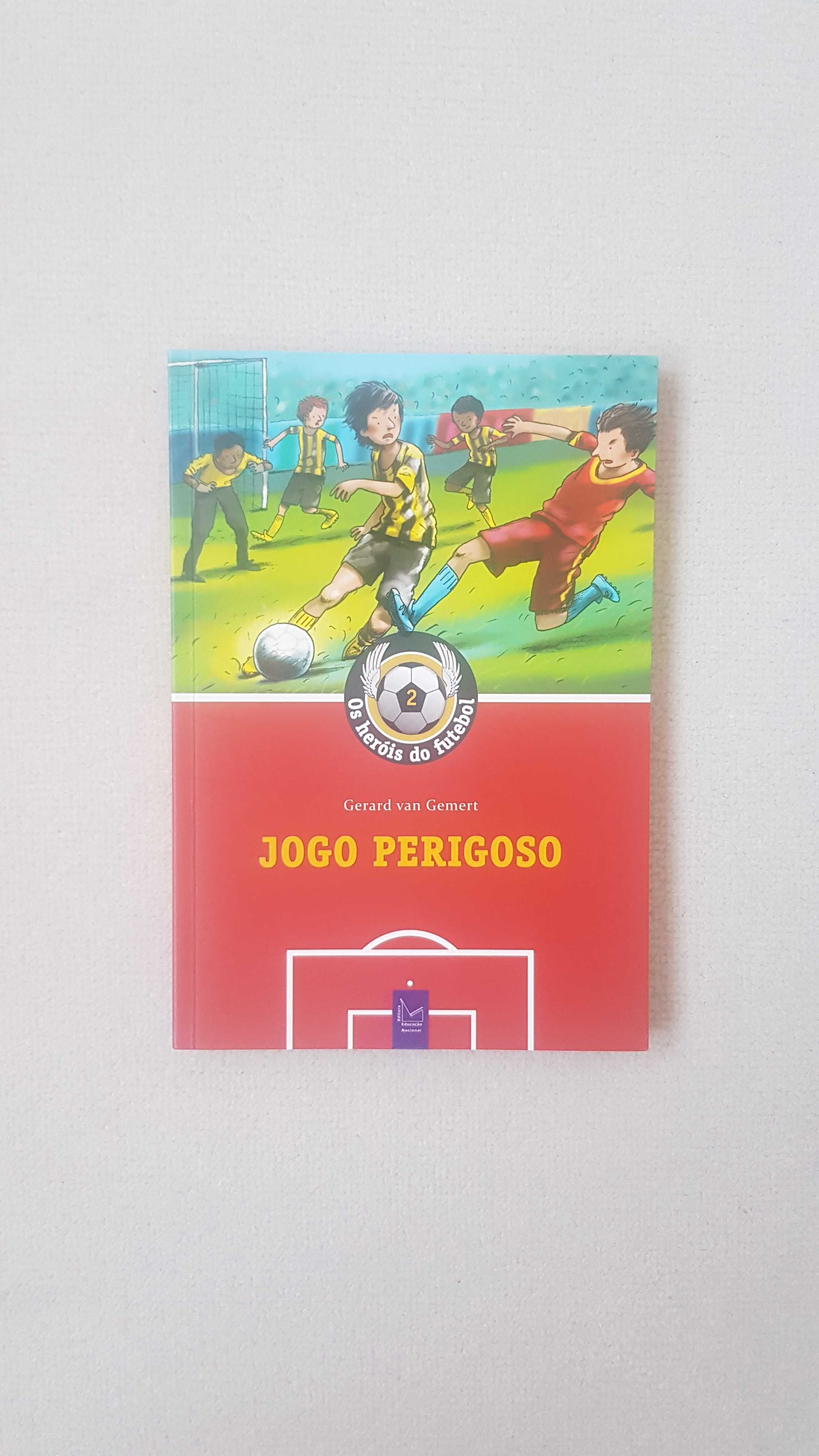 Livros coleção "Os heróis do futebol" de Gerard Van Gemert